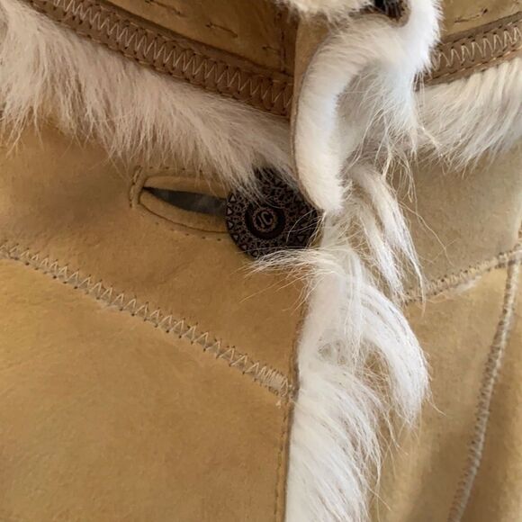 Just Cavalli Womens Fur Coat - Picture 6 of 12